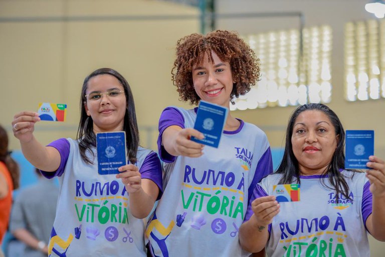 Governo Federal atualiza regras do Bolsa Família para famílias em transição de renda
